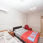 Downtown - Price - Small Apartman Burgasz