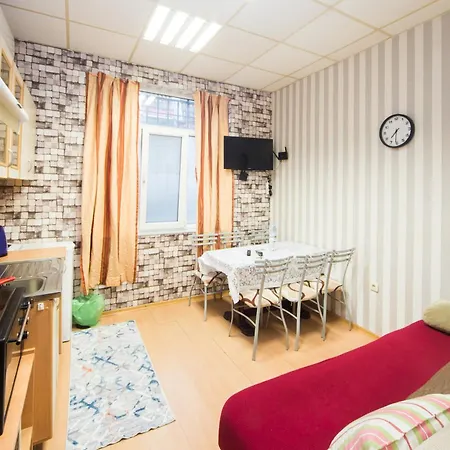 Downtown - Compact Flat With 2 Separate Burgasz
